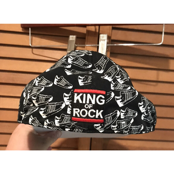 Black and White Cap - Picture 7 of 9